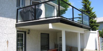 glass railing for upper deck